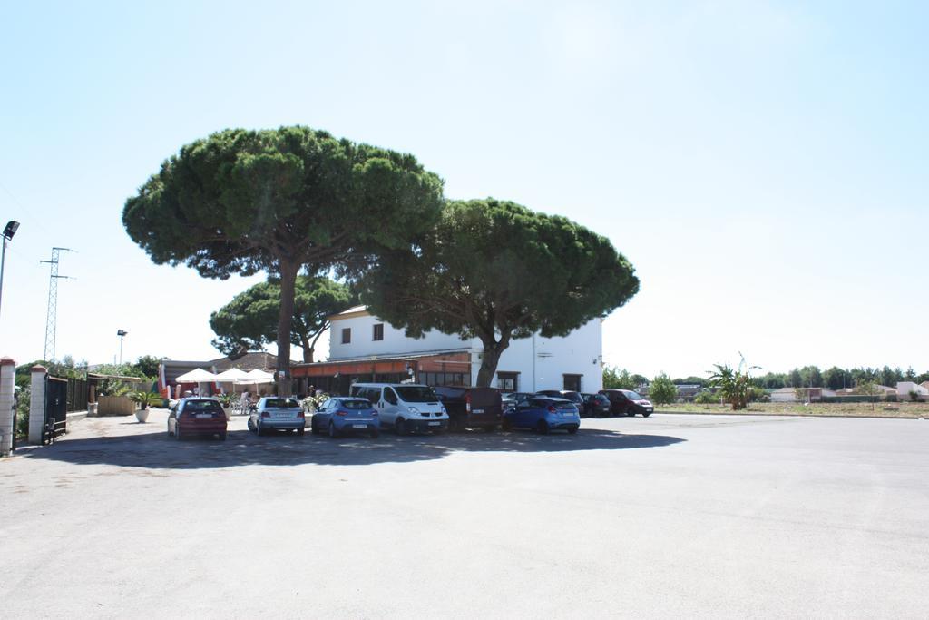 Hostal Rural La Plata Parking Incluido Arcos de la Frontera Exterior photo
