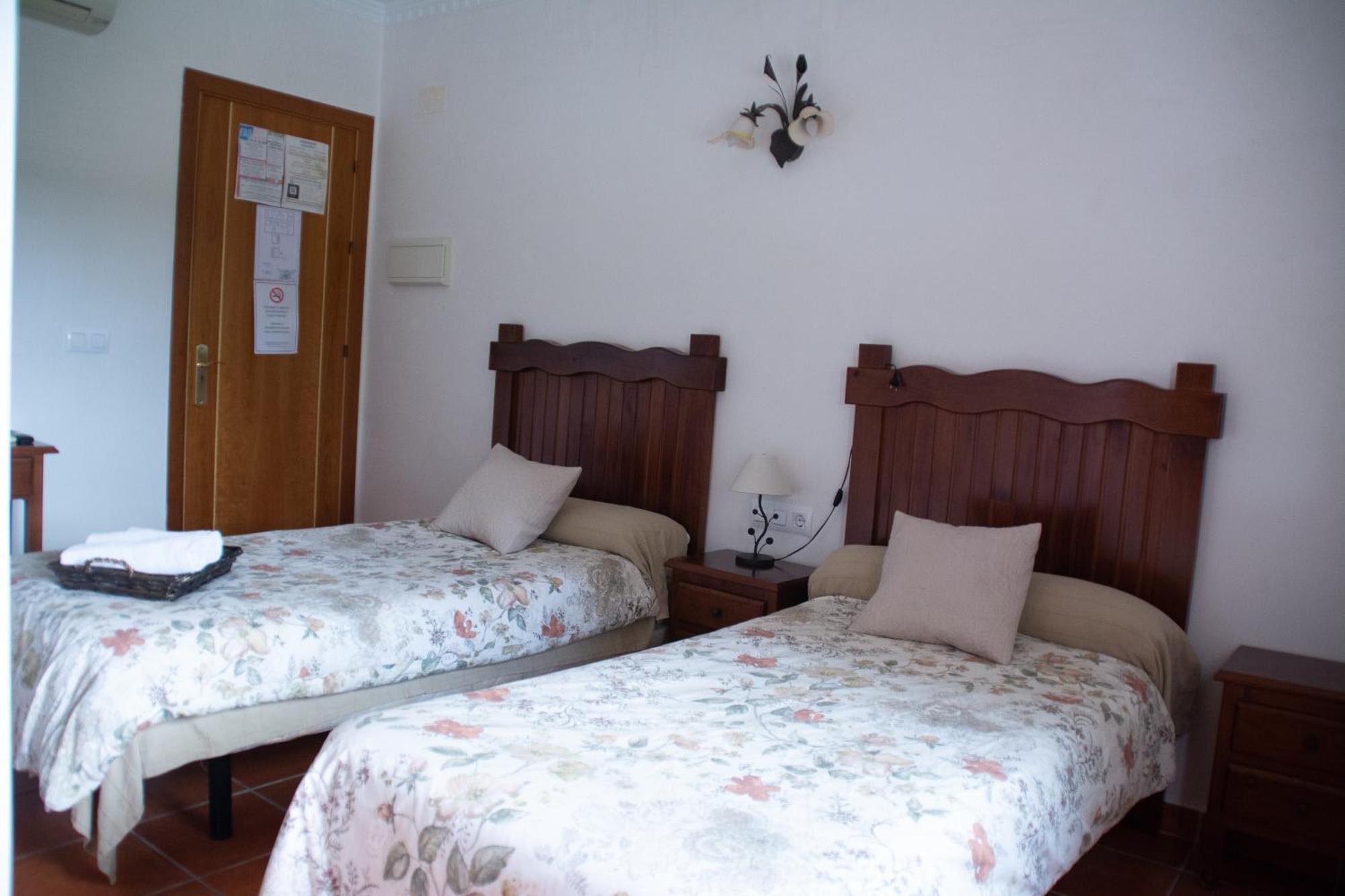 Hostal Rural La Plata Parking Incluido Arcos de la Frontera Exterior photo