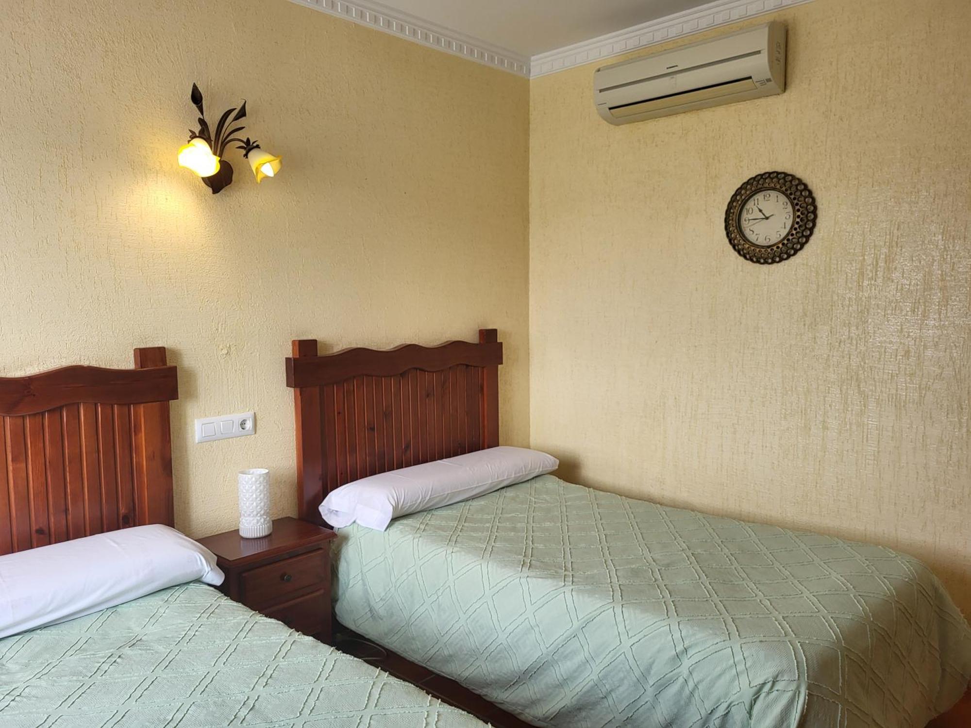 Hostal Rural La Plata Parking Incluido Arcos de la Frontera Exterior photo